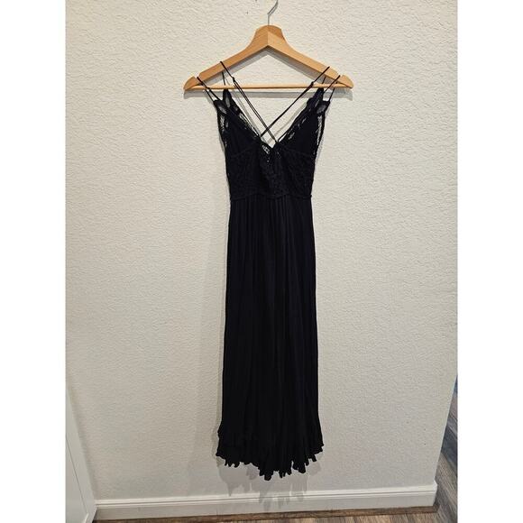 Free People FP One Adella Maxi Slip Dress Size xtra small Black Lace Smocked - Picture 6 of 8